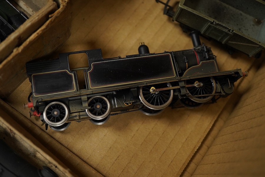 A quantity of 00 gauge model railway by Tri-ang, Mainline, Dapol, Bachmann, GMR, Hornby Dublo, etc. including; a Tri-ang American outline Davy Crockett train set (RS.37), nine steam and diesel locomotives, together with